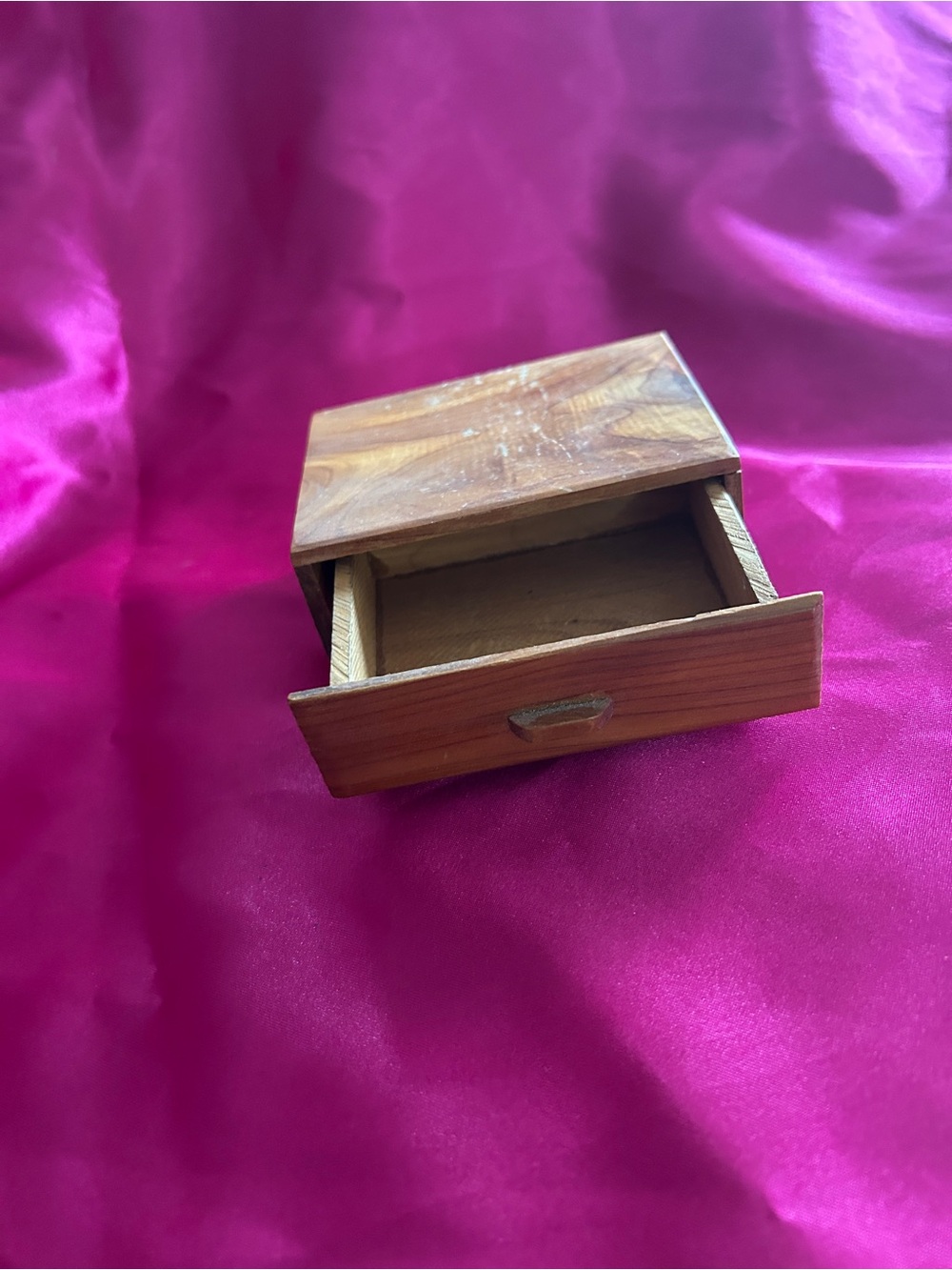 Vintage Wooden Trinket Box. Chest of Drawers